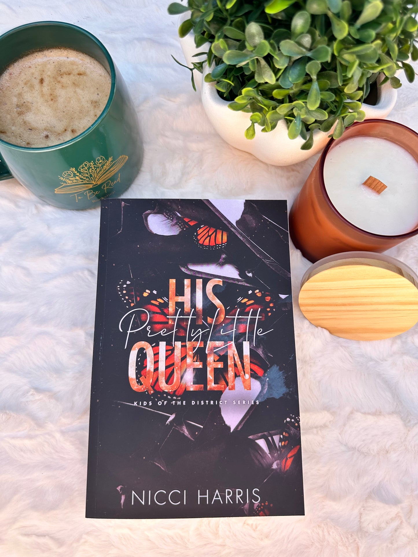 His Pretty Little Queen by Nicci Harris