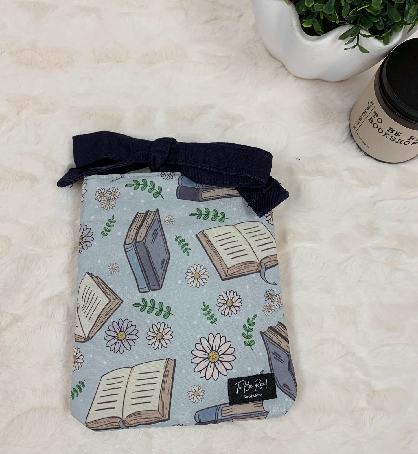 Bookish Kindle Sleeve