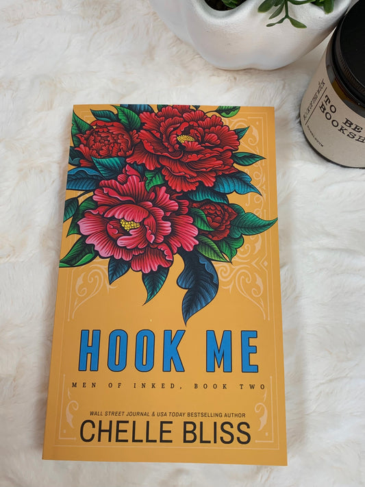 Hook Me by Chelle Bliss